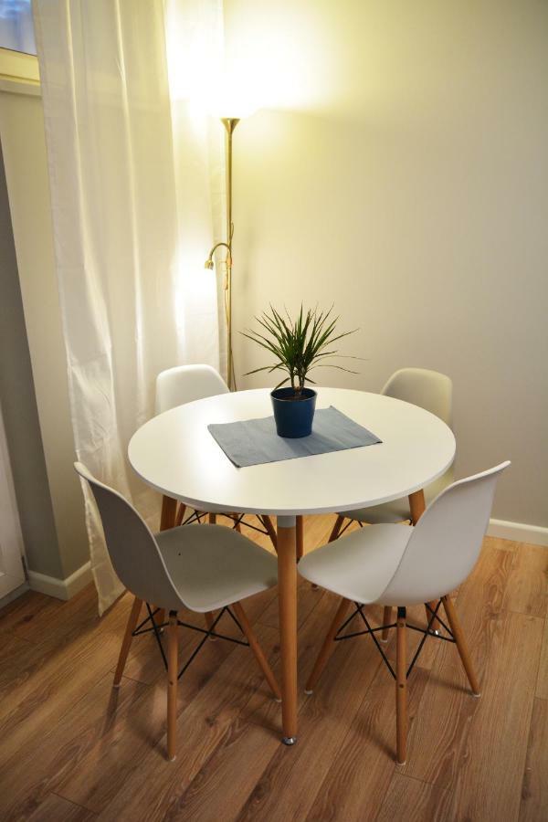 Apartament Aneta Varsavia Esterno foto